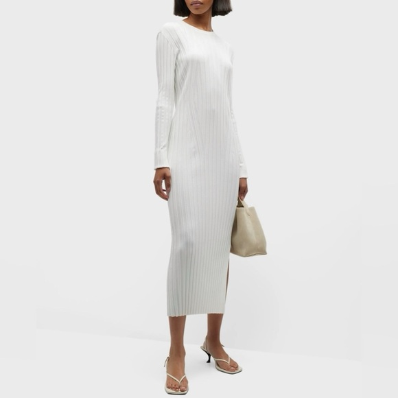 FRAME Ribbed Midi Sweater Dress in off-white - Picture 3 of 7